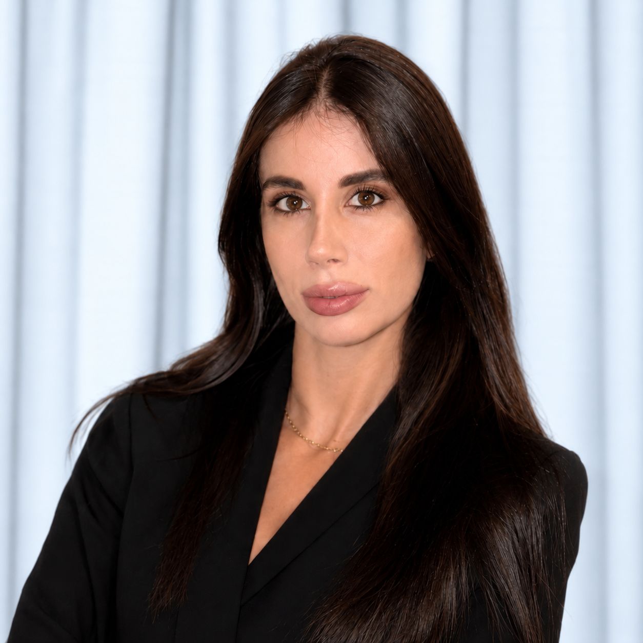 Hilary Francesca Vitale, Claims Gate